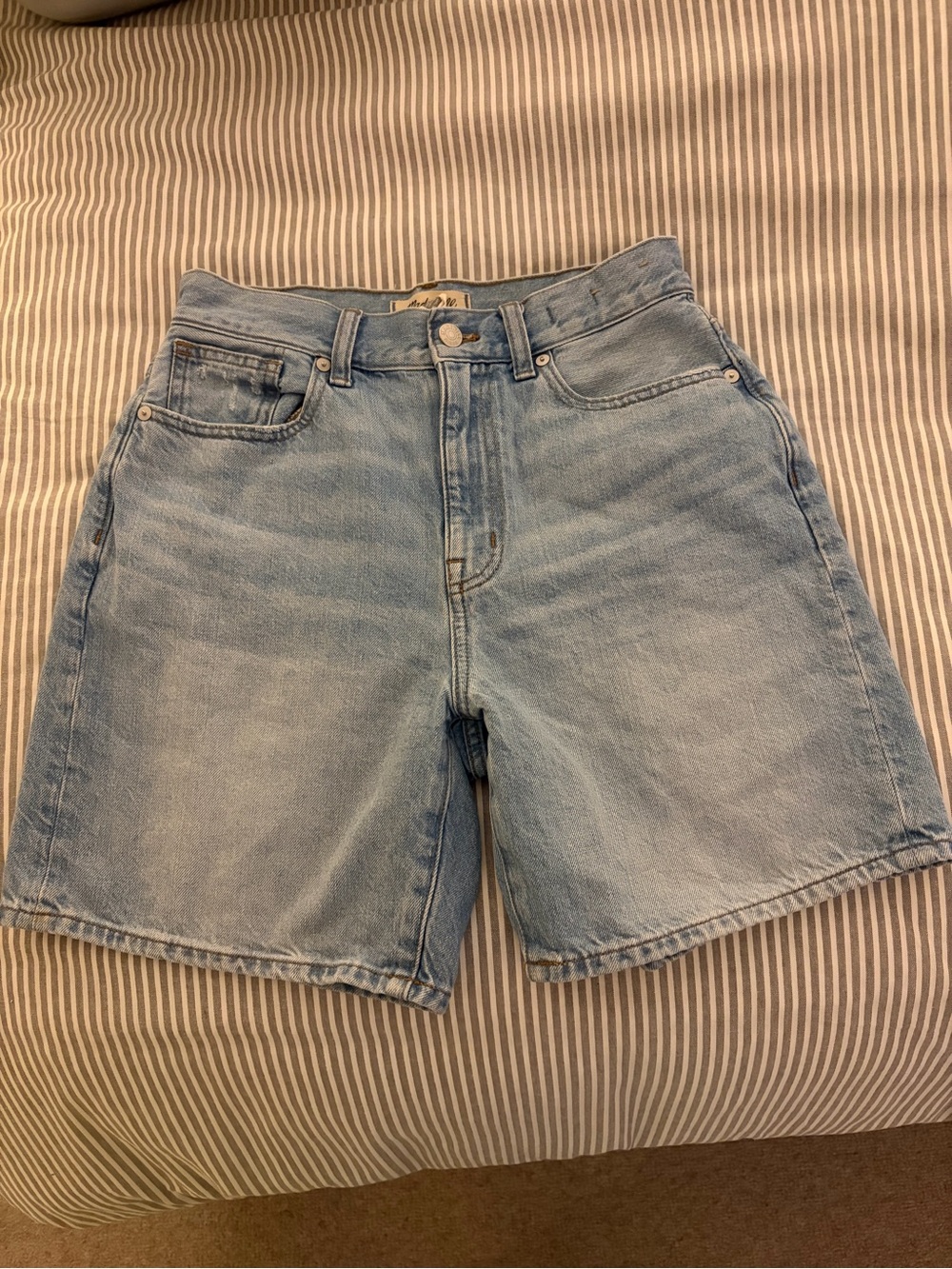 Madewell Baggy Jean Denim Shorts